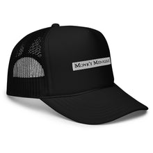 Load image into Gallery viewer, Trucker hat
